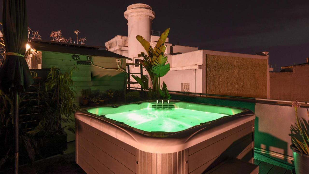 Monastiraki Citycenter Sleepbox- Unspoiled Athens Apartments Esterno foto